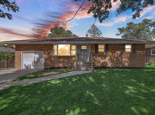 5415 Delaware St, Merrillville, IN 46410