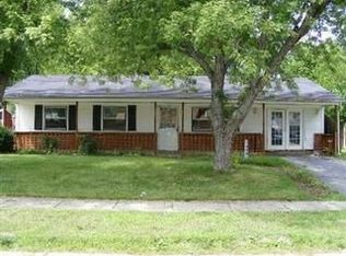 303 Applegate Rd, Englewood, OH 45322