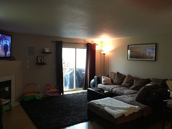 5th image of 9014 NE Lewis Dr
