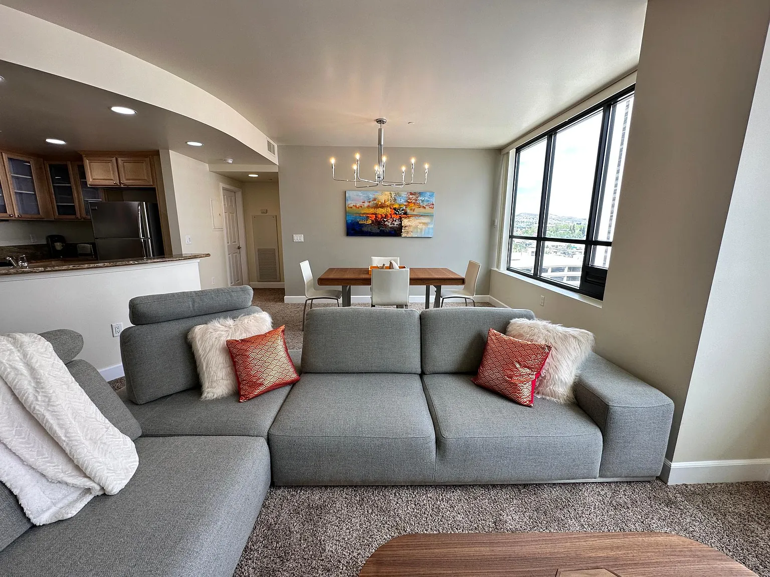 450 N Arlington Ave — Photo 4