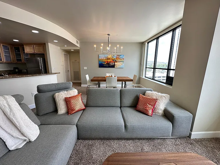 450 N Arlington Ave #1201 — Photo 4