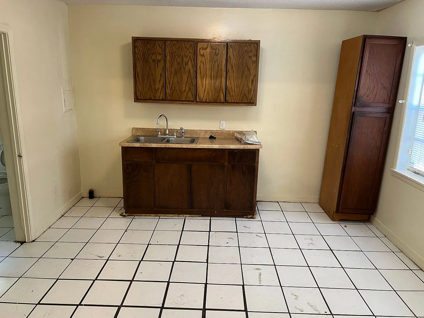 1801 Goodyear Ave - TJ — Photo 3