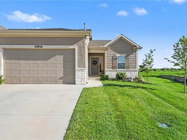 24956 W 94th Pl, Lenexa, KS 66227