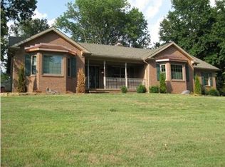 5727 Harmony Woods Ln, Evansville, IN 47720