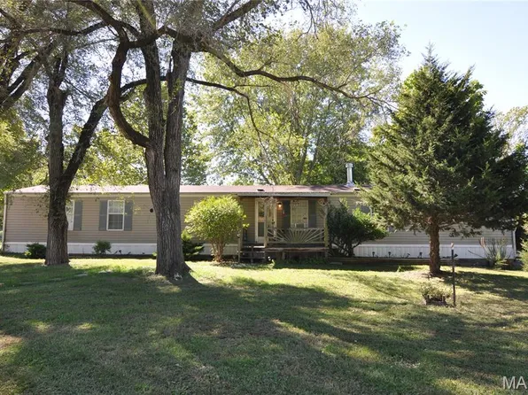 109 N 4th St, New Florence, MO 63363
