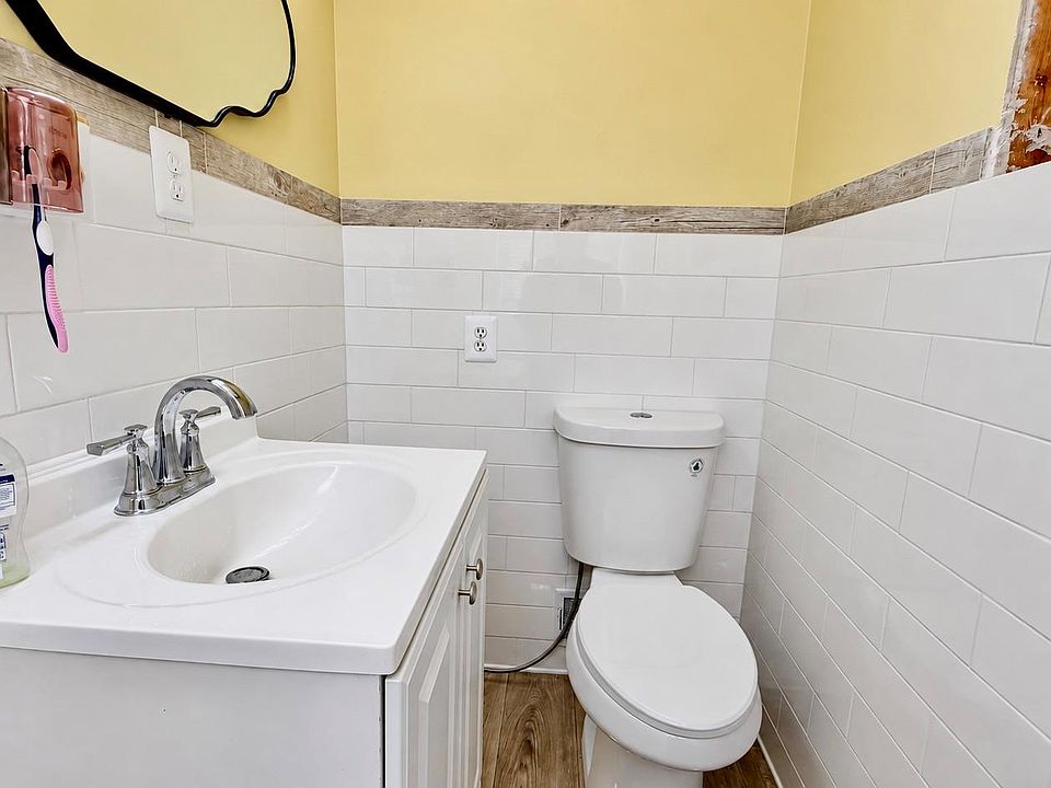 11136 Sunburst Ave, photo 16