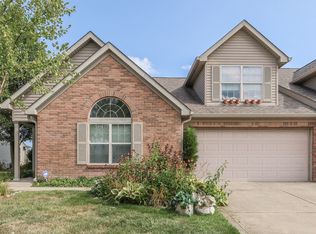 1447 Hamilton Dr, Greenwood, IN