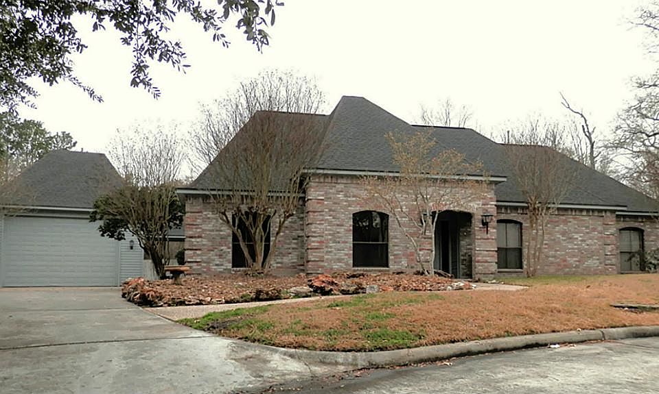 1st image of 2507 Oak Mill Dr