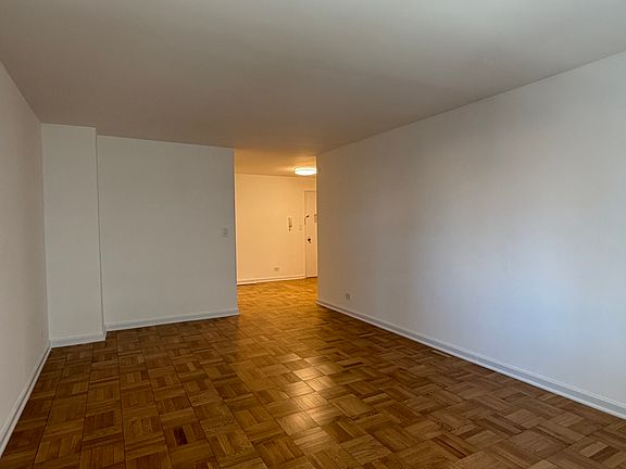 5th image of 305 E 86th St APT 12LW