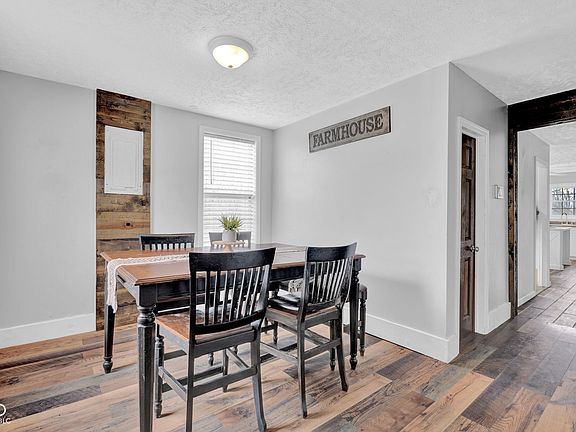 5th image of 11074 N Cross St