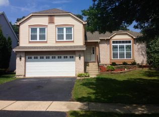 9426 67th St, Kenosha, WI 53142