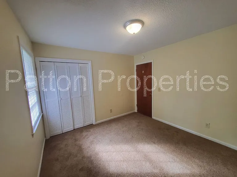 2025 Apple Valley Rd #A & B — Photo 8