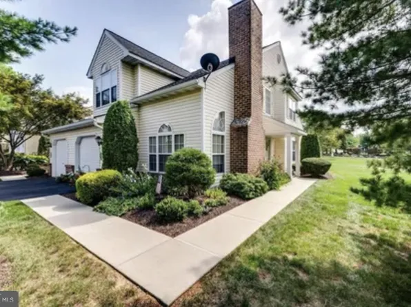 112 Hickory Ln, Wyomissing, PA 19610