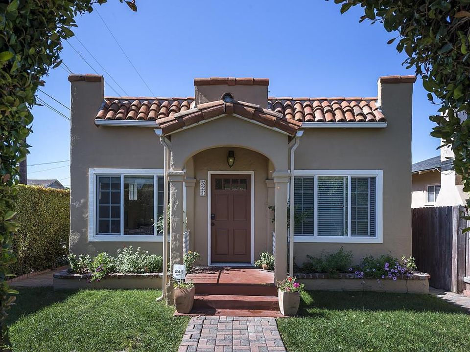 1st image of 621 N Alisos St