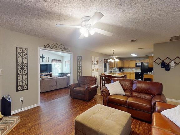 4th image of 2236 Bradford Pear Dr