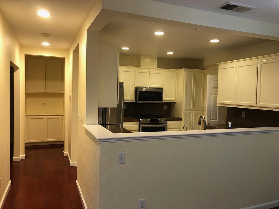 1st image of 3622 Jasmine Cir