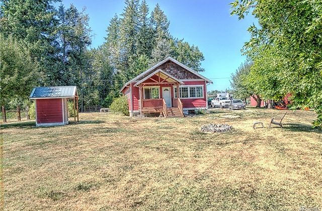 Fire pit in front of house