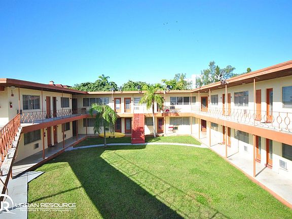 3rd image of 10200 E Bay Harbor Dr APT 7D