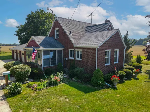 10275 Swan Creek Rd, Saginaw, MI 48609