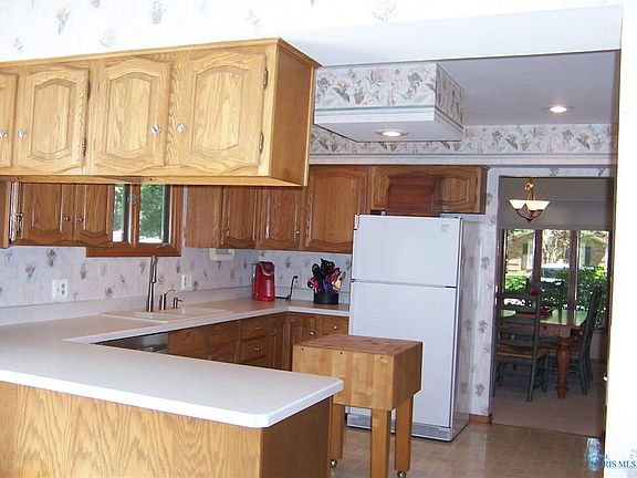 5th image of 4406 Standing Timbers Ln
