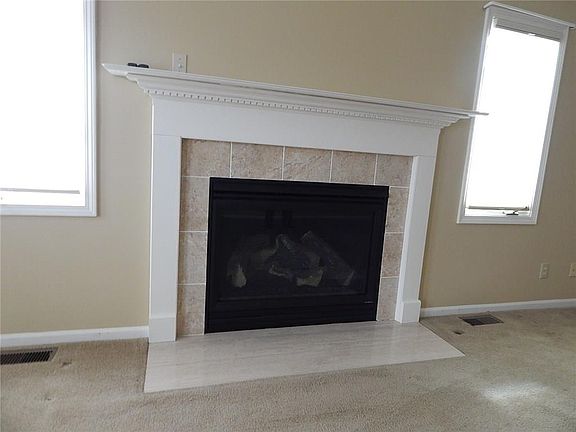 5th image of 278 Andrews Blvd