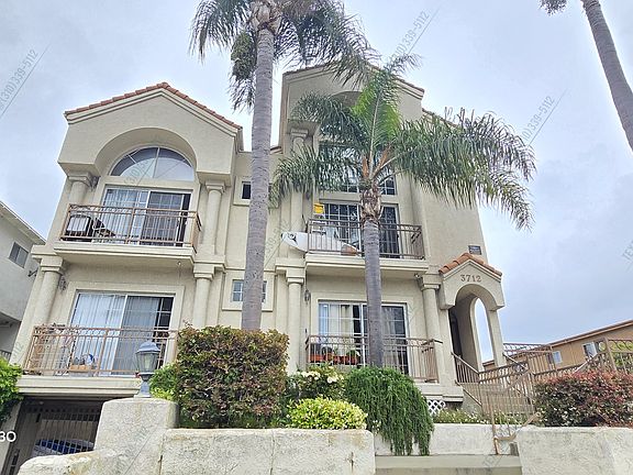2nd image of 3722 S Bentley Ave #204