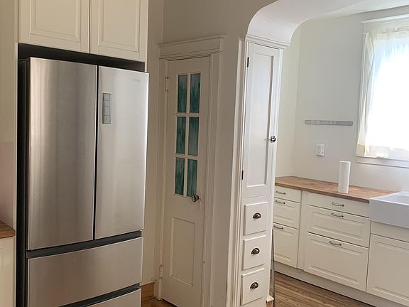 3rd image of 632 Gerhard St