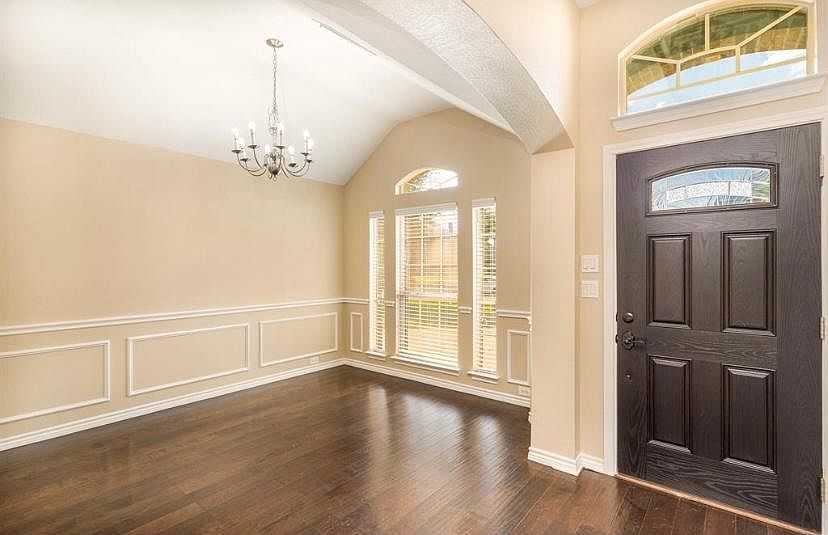 2823 Mariposa Dr, Grand Prairie, TX 75054 Zillow