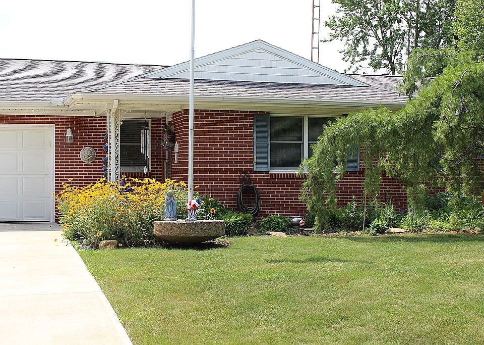 1st image of 217 Vickie Ln