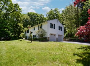23 Old Lantern Rd, Danbury, CT 06810