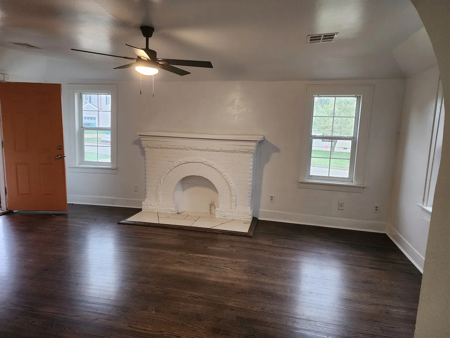 3 bed, 1455 sqft, $1,255 — Photo 3