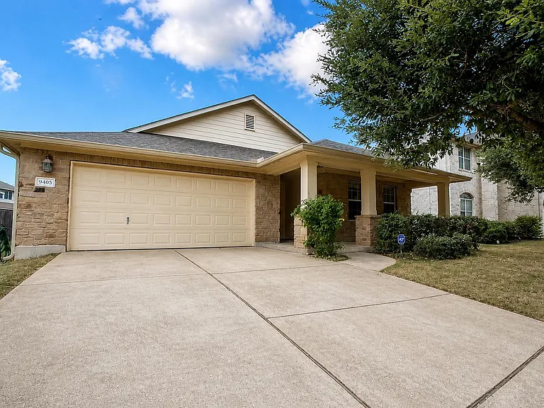 9408 Castle Pines Dr — Photo 3