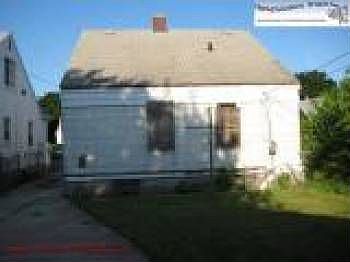 2nd image of 18703 Westphalia St