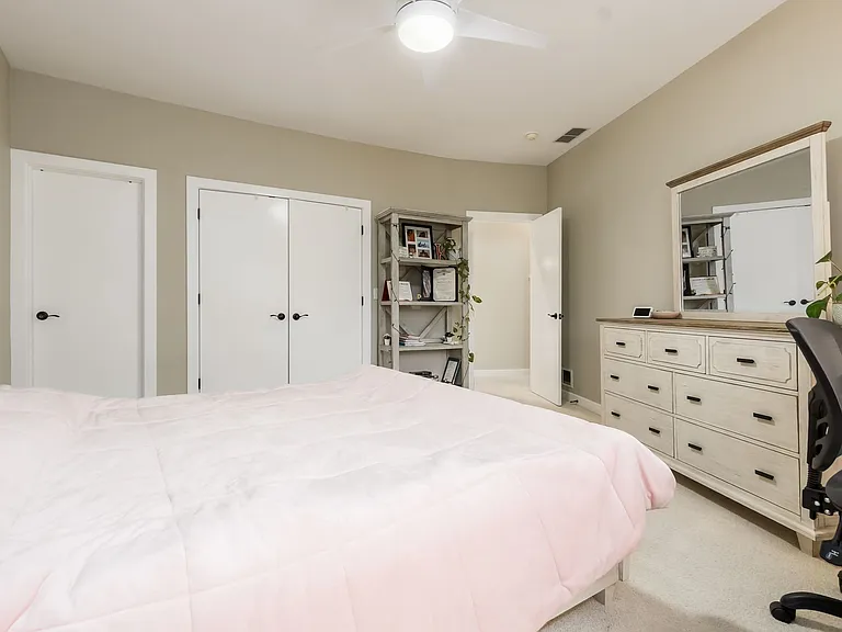 4602 Sandwich Ct — Photo 74