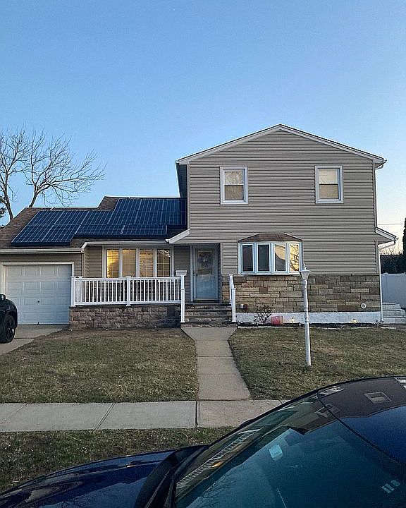 1st image of 8 Boundry Ave