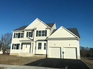 7 Paddock Ct, Bayville, NJ 08721