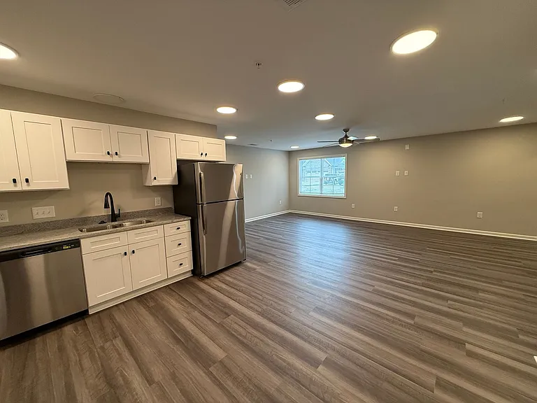 7085 Hanesbrook Cir — Photo 21
