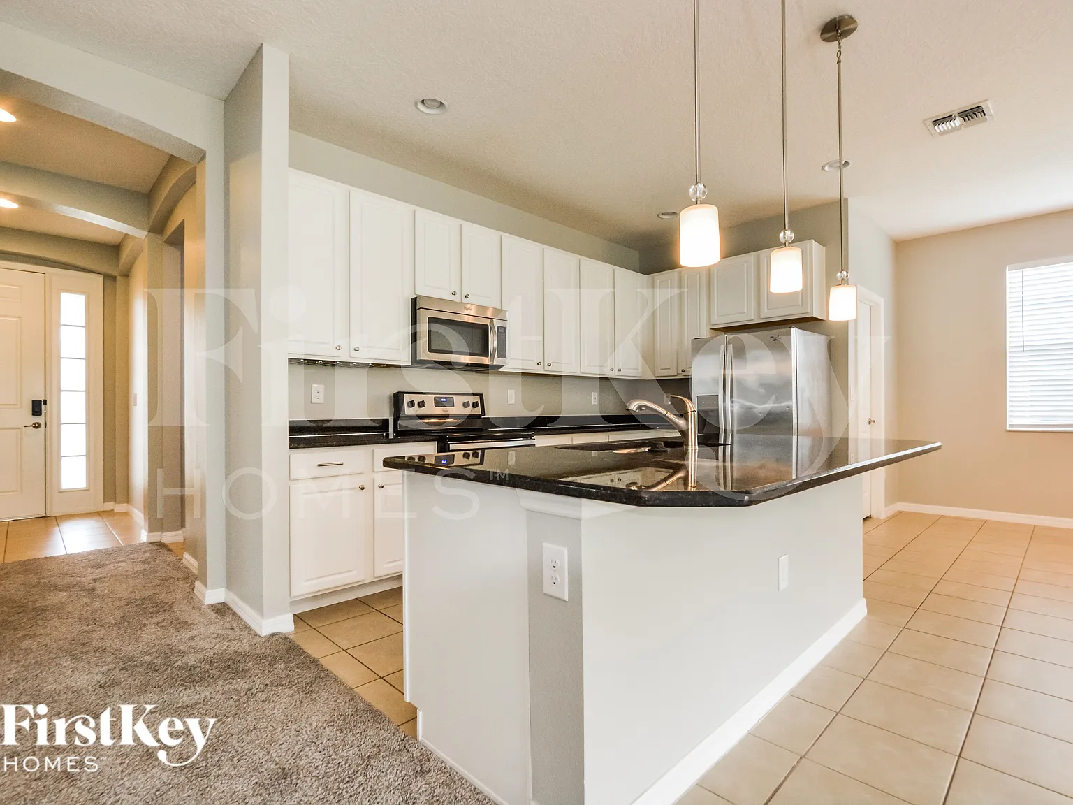 4 bed, 2.0 bath, 1784 sqft, $2,625 — Photo 4