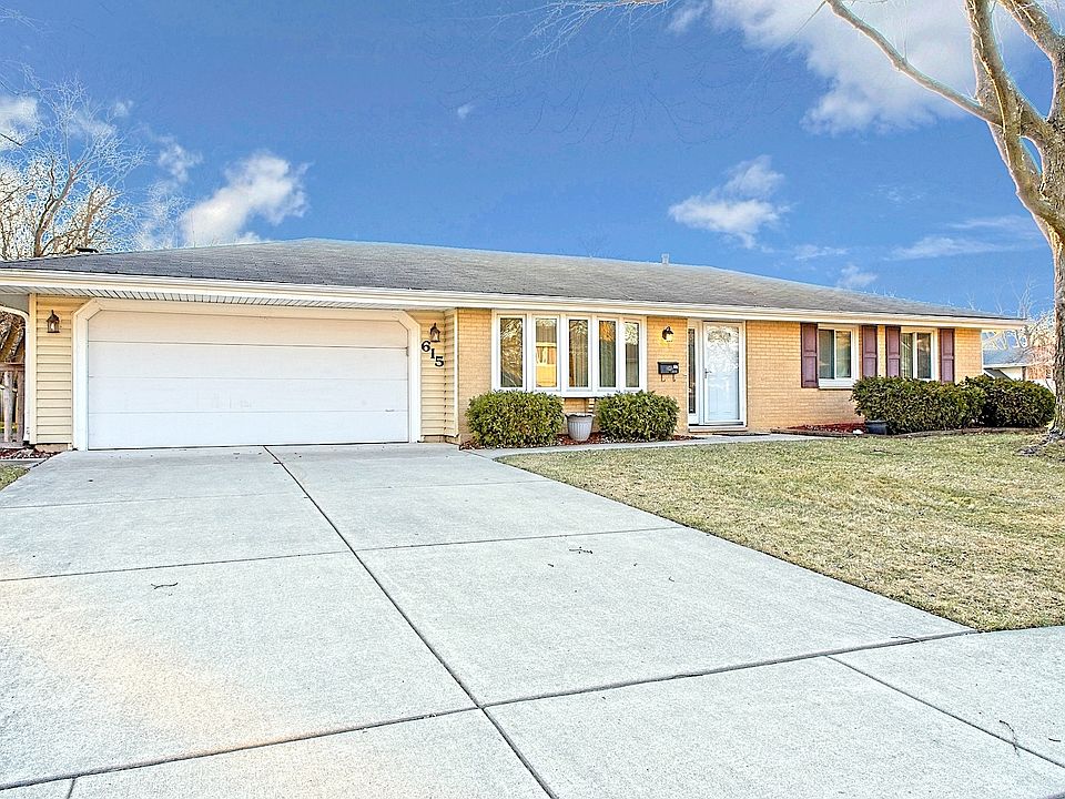 1st image of 615 Bahama Ct