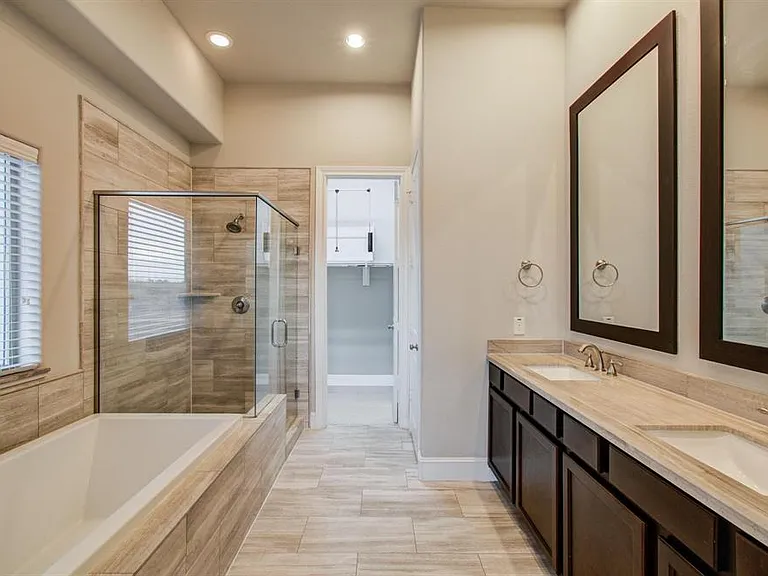 610 Delano St — Photo 28