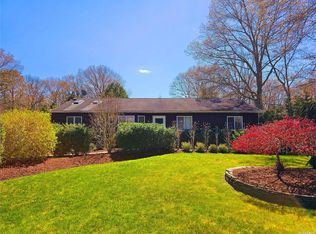 18 Madeline Rd, Ridge, NY 11961