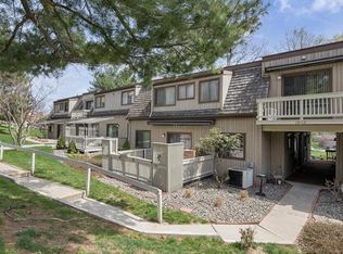 16 Sycamore Dr, Middletown, NY 10940