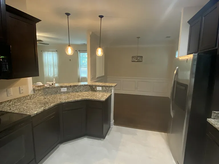 15 Revelstone Way — Photo 8