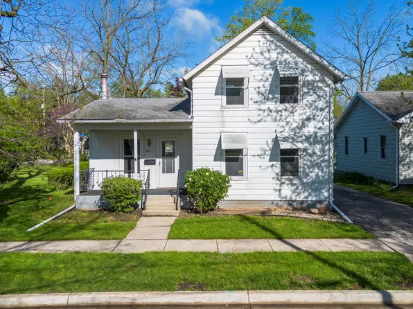 321 Cherry St, Adrian, MI 49221