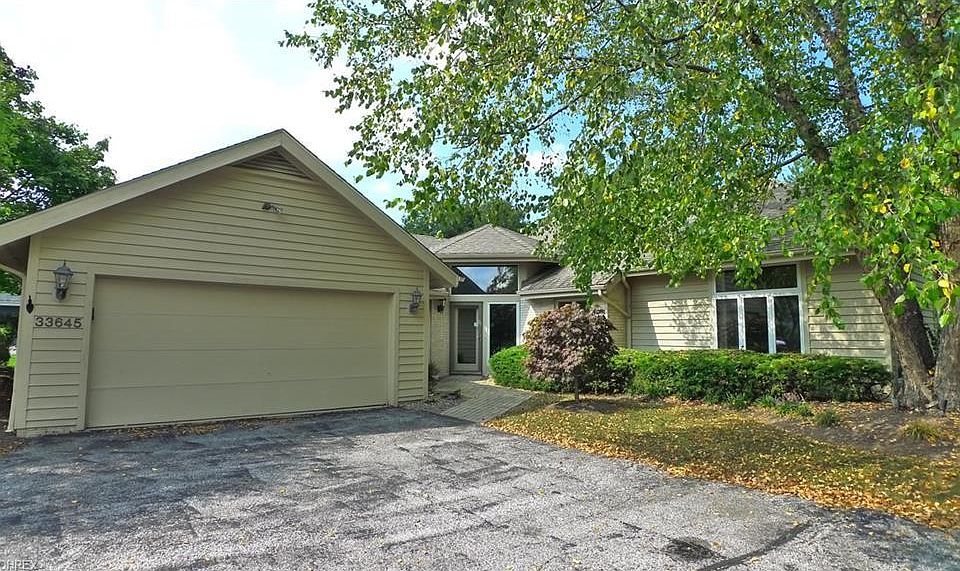 1st image of 33645 Wellingford Ct