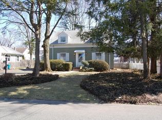 141 Rosewood Ter, Linden, NJ 07036