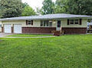 1938 S Newton Ave, Springfield, MO 65807