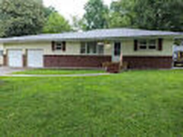 1938 S Newton Avenue, Springfield, MO 65807