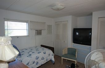 5th image of 353 Mandalay Dr
