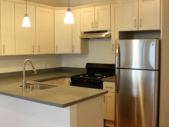 3rd image of 569 Minna St #B